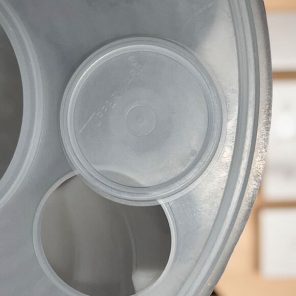 Vintage Tupperware White Jello Ring Jell-O Molds Lid Gelatin Salad Mold - Picture 2 of 7